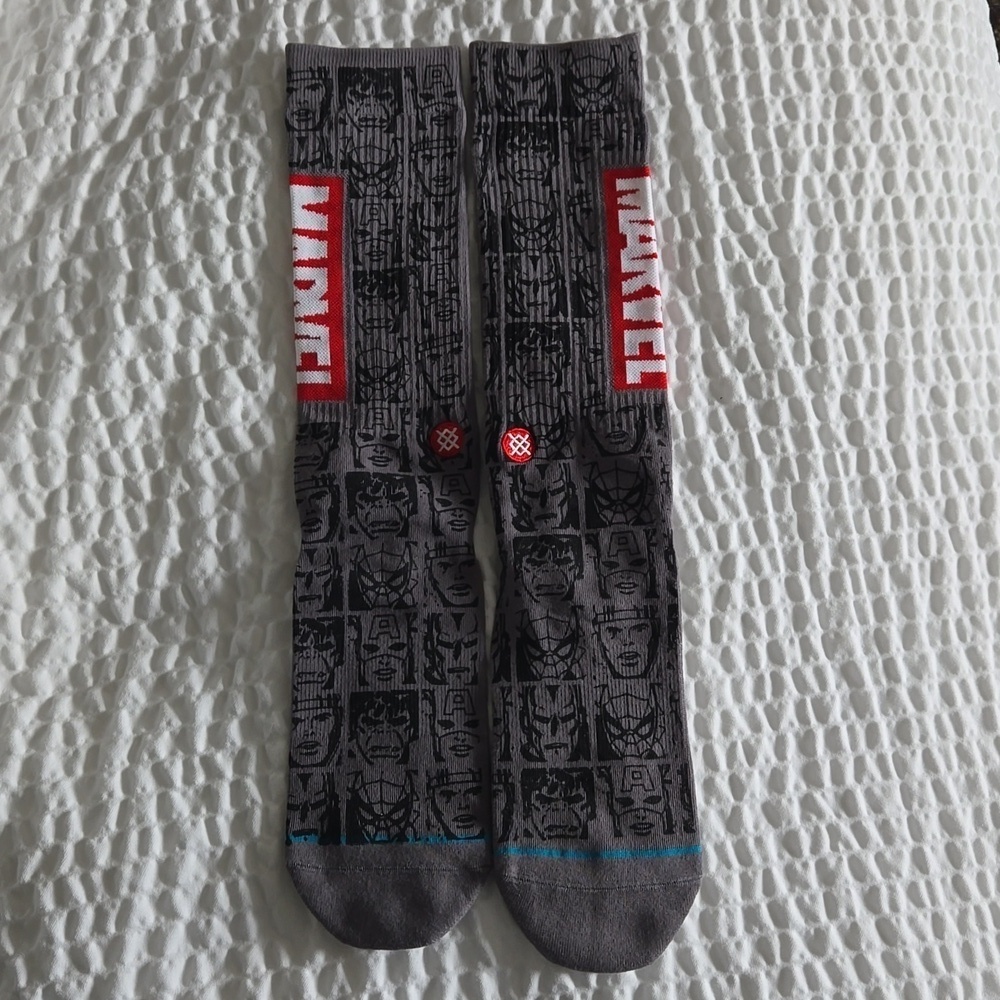Stance Marvel Icon socks, nwot, lg